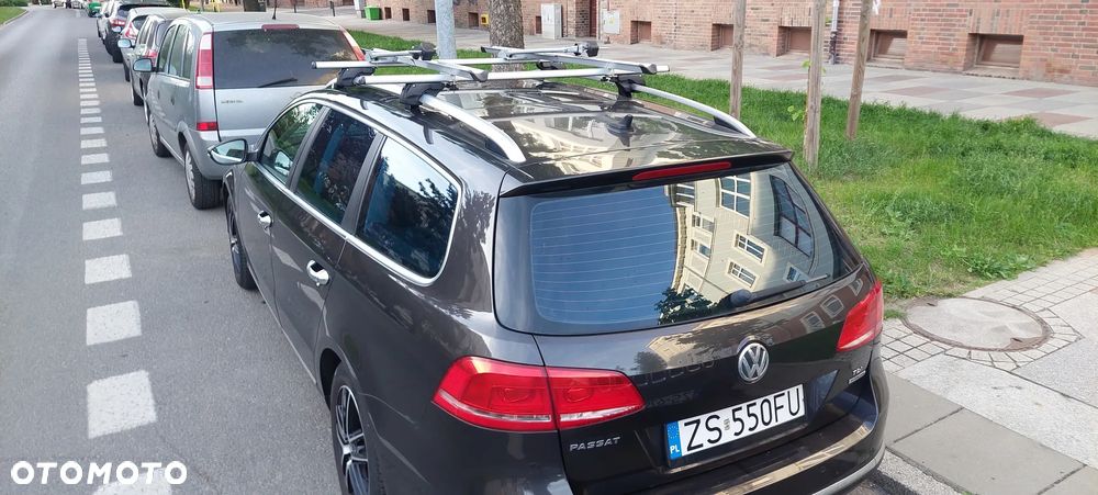 Volkswagen Passat 1.6 TDI Comfortline - 12