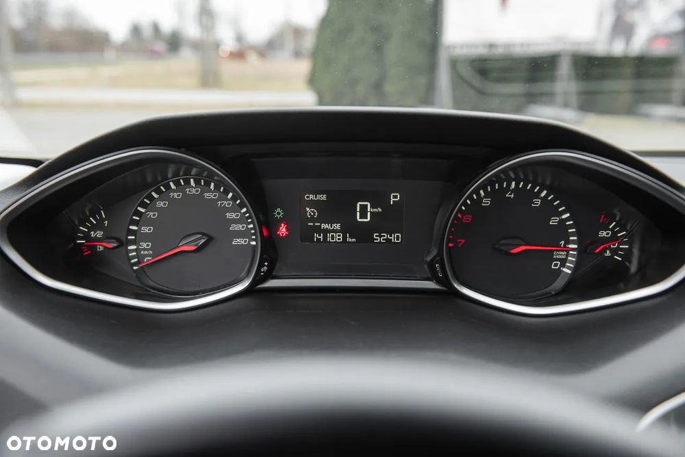 Peugeot 308 PureTech 130 GPF EAT8 Stop & Start Allure Pack - 16