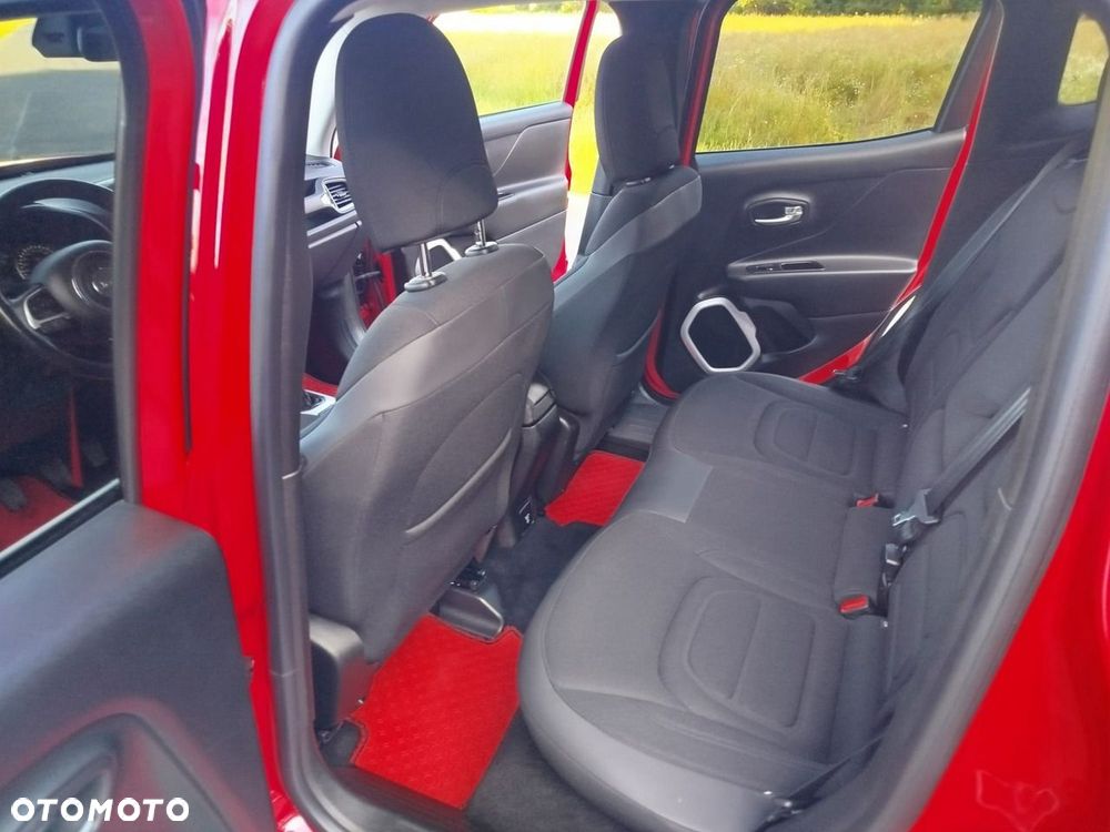 Jeep Renegade - 17
