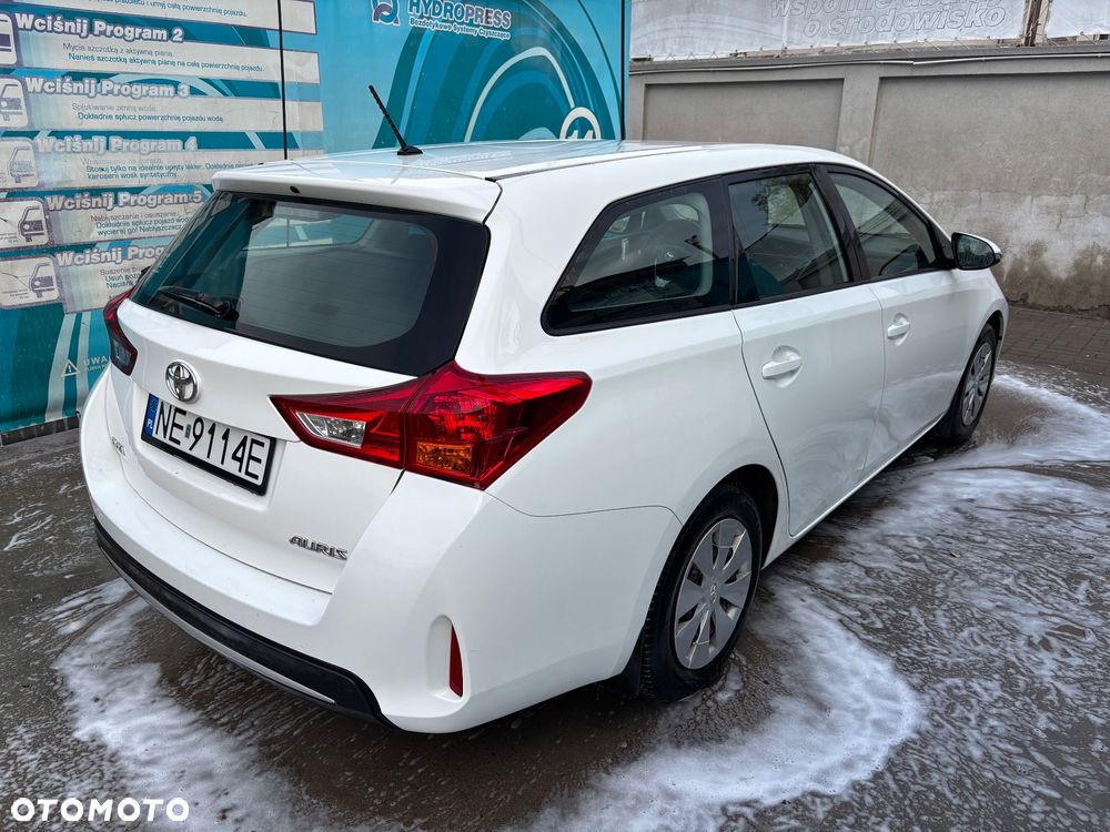 Toyota Auris - 6