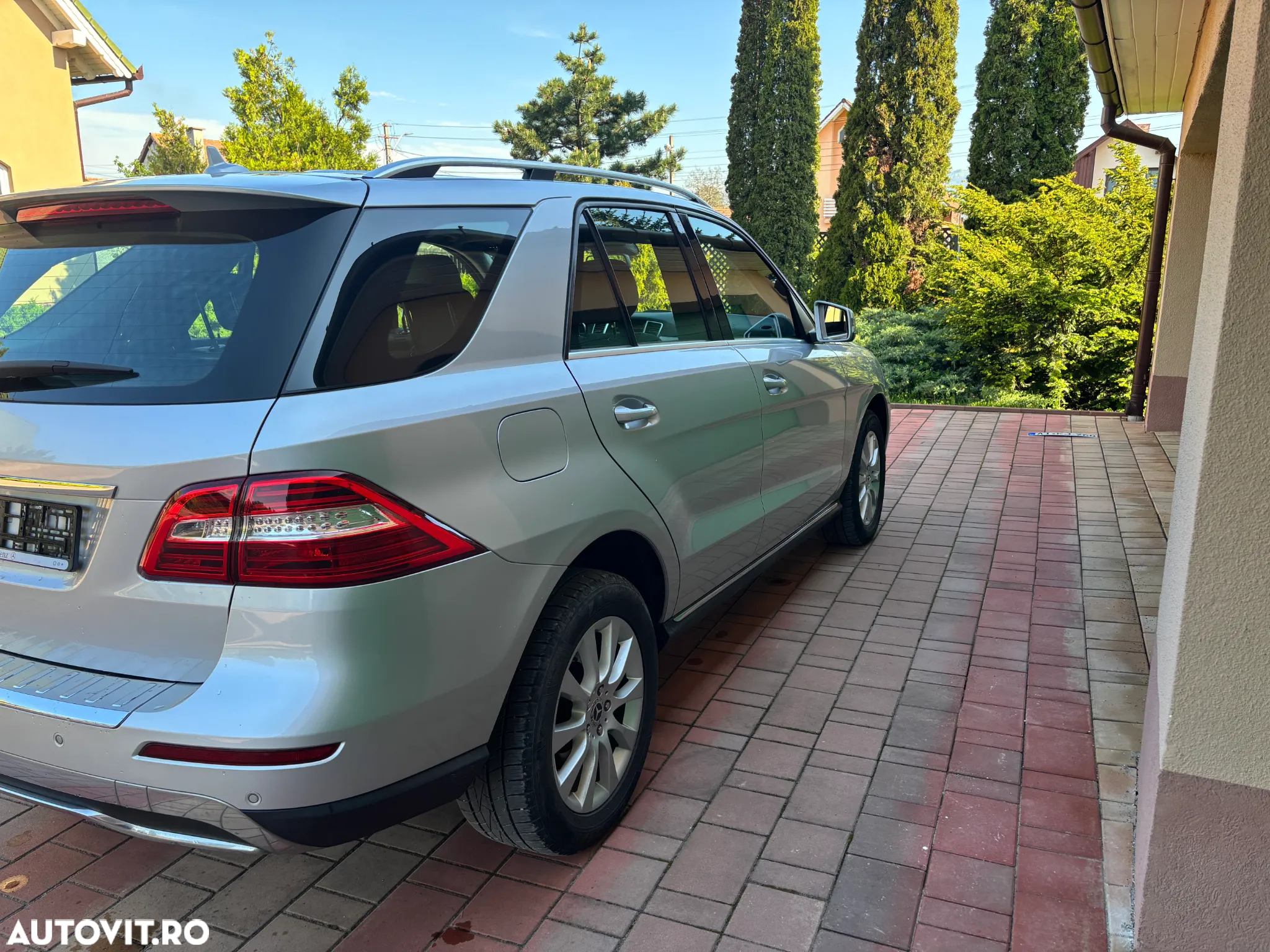 Mercedes-Benz ML 350 BlueTec 4MATIC Aut - 6