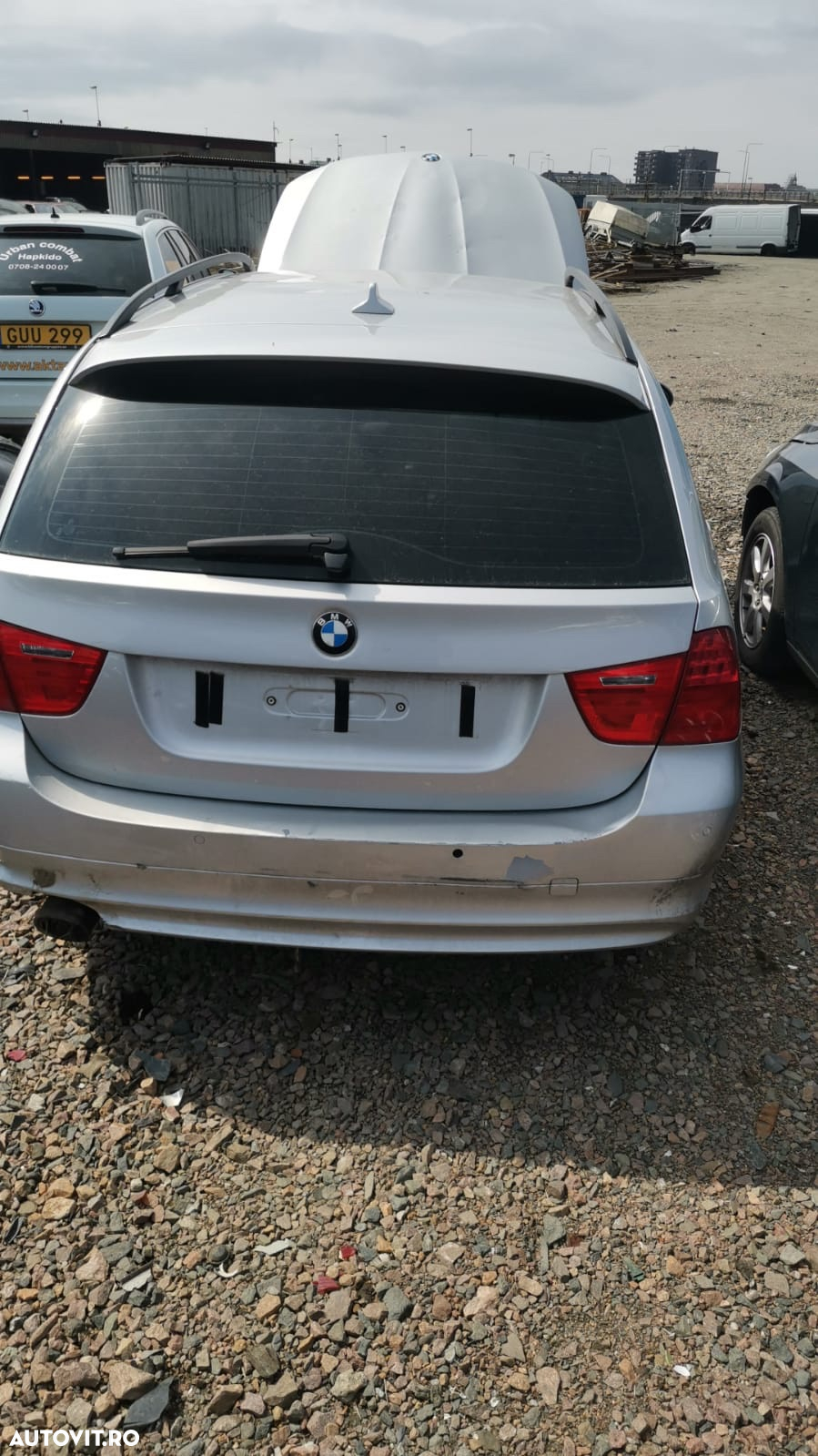 Dezmembram bmw e91 LCI - 2011 2.0 diesel - 3