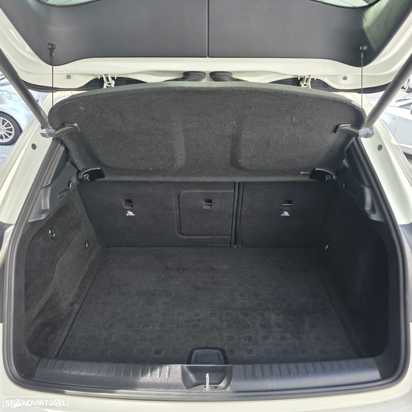 Mercedes-Benz GLA 220 d AMG Line - 40