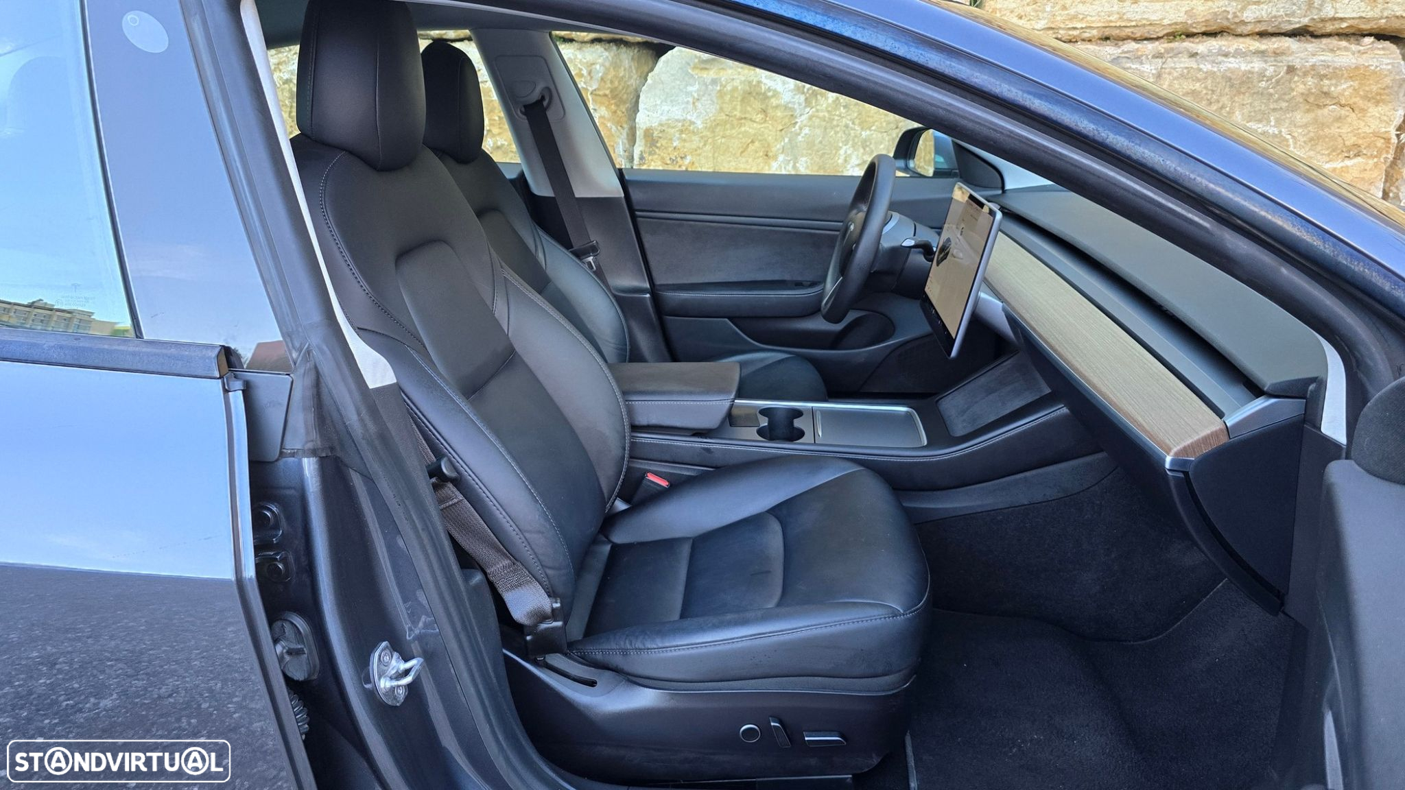 Tesla Model 3 - 41