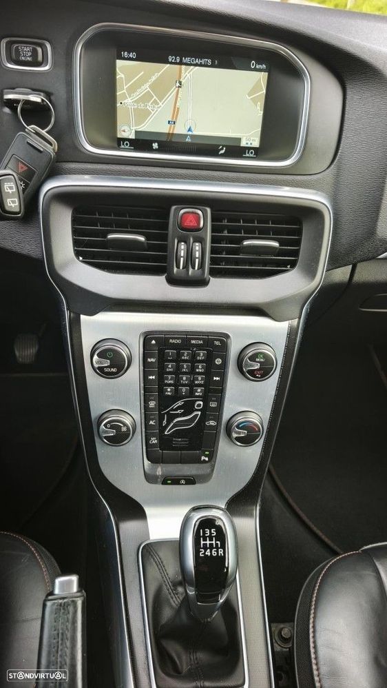 Volvo V40 2.0 D2 Volvo Ocean Race - 18