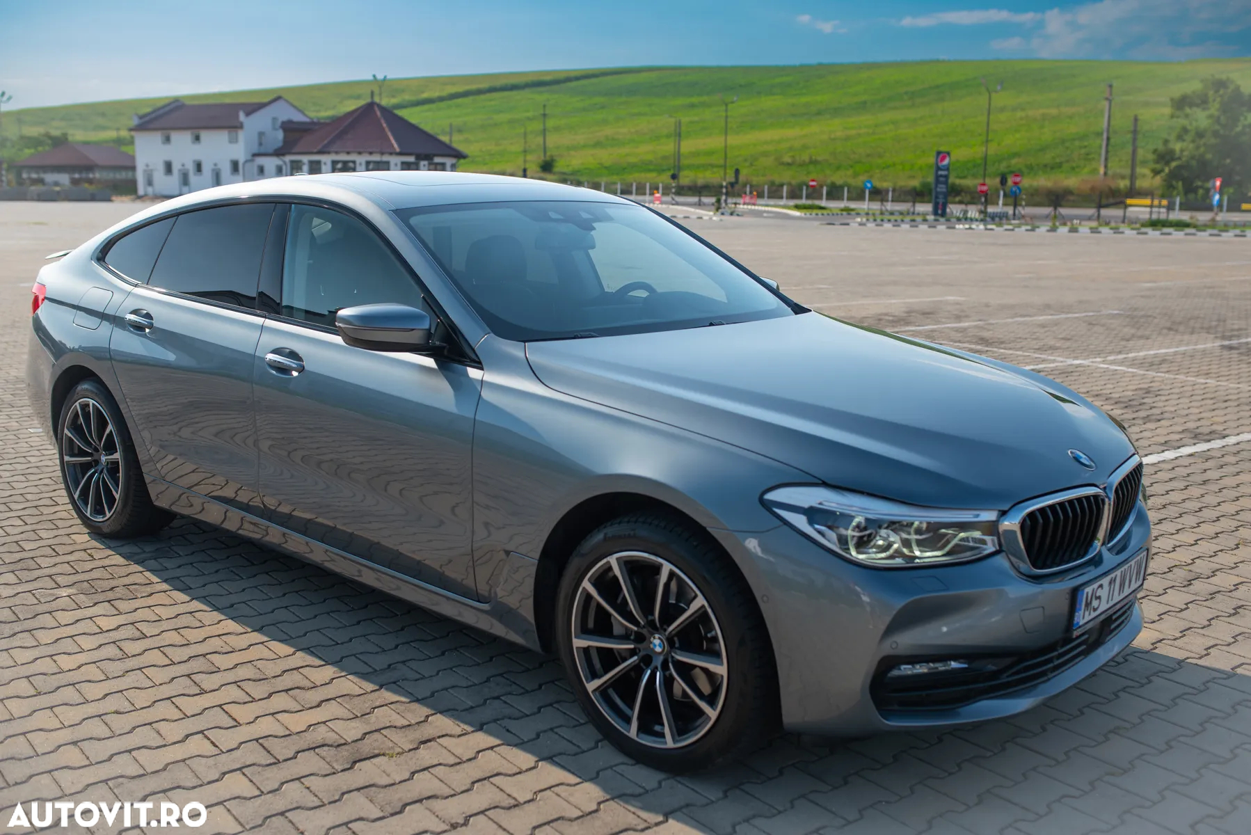 BMW Seria 6 640i xDrive Gran Turismo Sport Line - 2