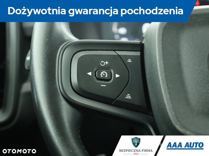 Volvo XC 40 - 22