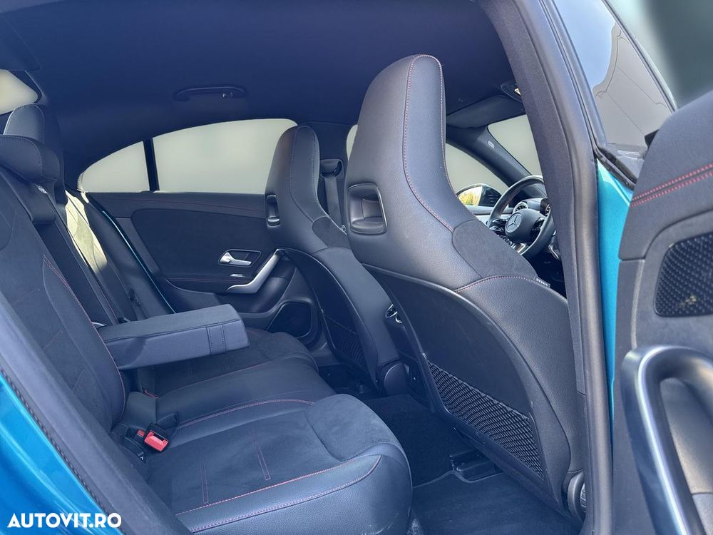 Mercedes-Benz CLA 250 e Coupe - 14