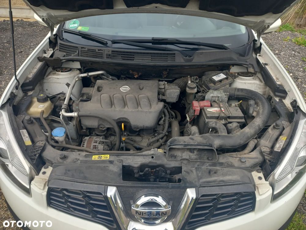 Nissan Qashqai 2.0 visia - 10