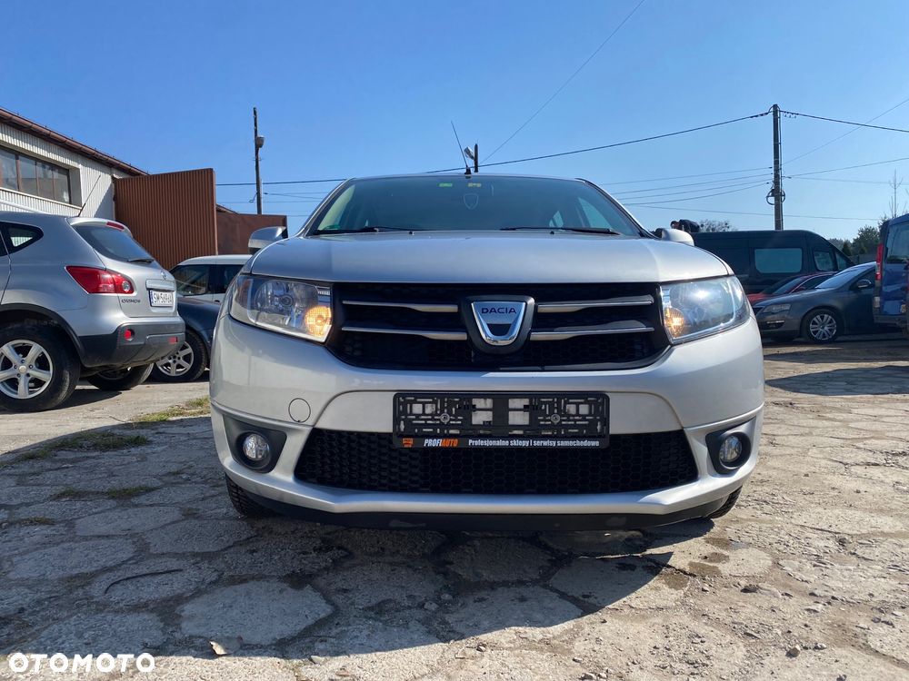 Dacia Sandero 1.2 16V 75 Laureate - 2