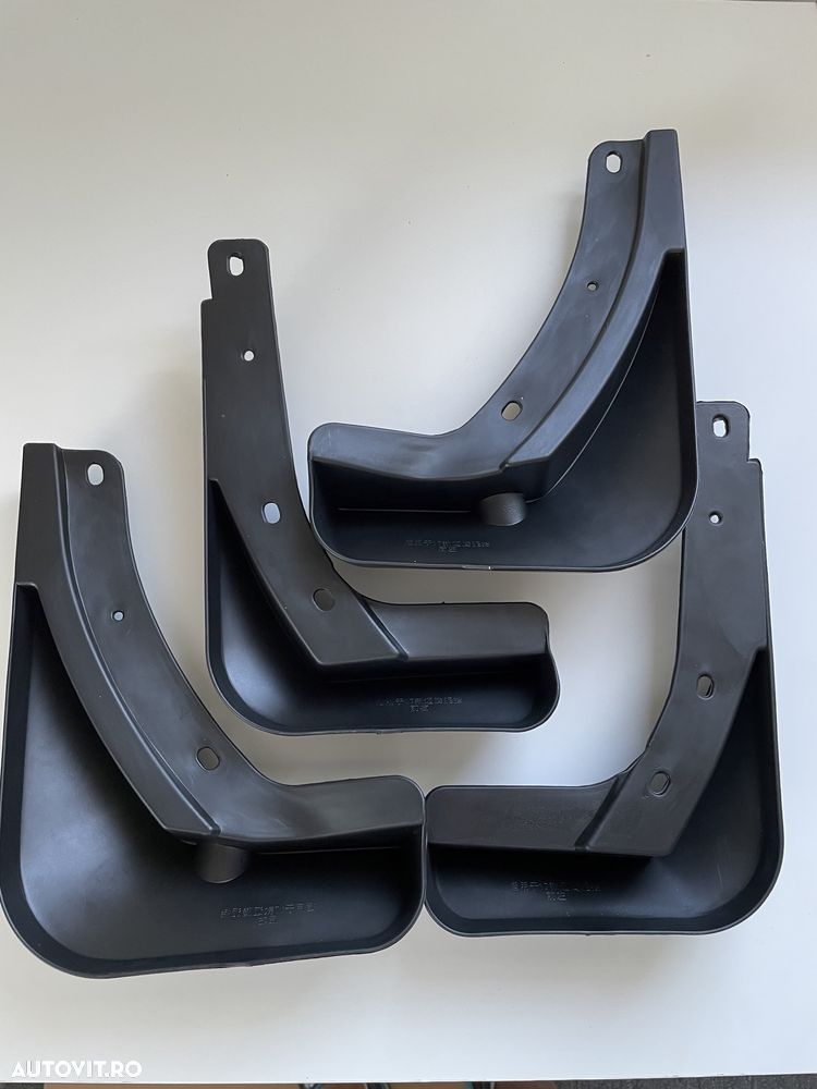 Set aparatori noroi pentru Volkswagen Passat B6 - 4