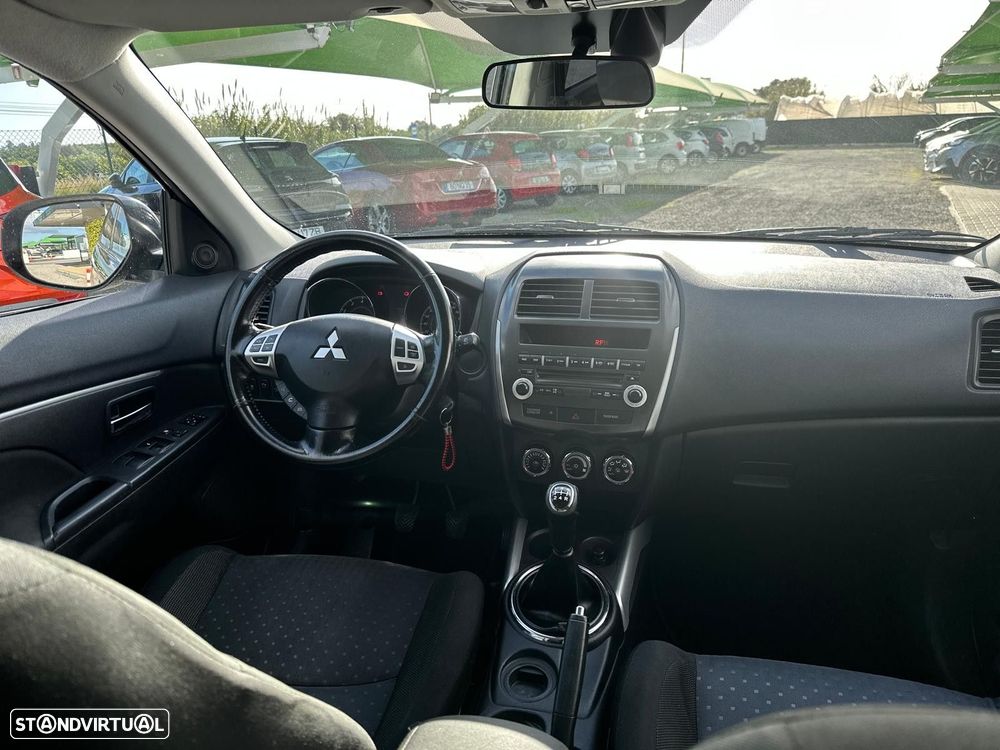 Mitsubishi ASX 1.6 Cross City - 9