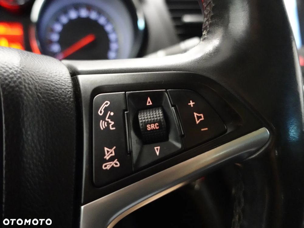 Opel Insignia 2.0 Bi Turbo CDTI 4x4 - 36