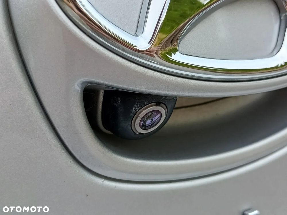 Hyundai IONIQ - 15
