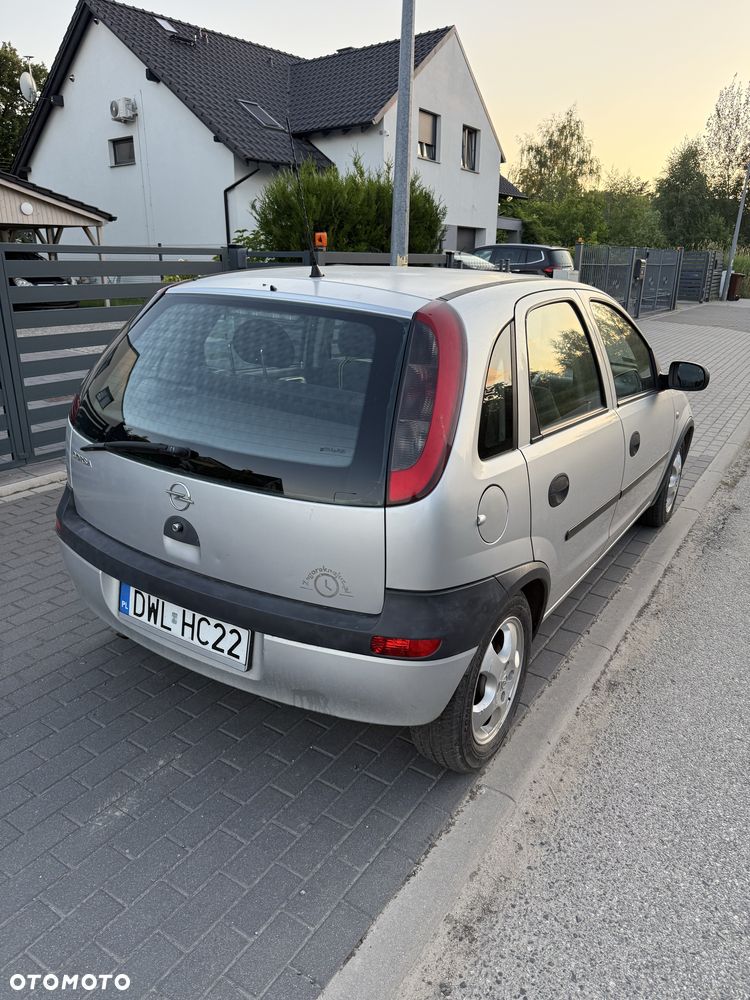 Opel Corsa - 4