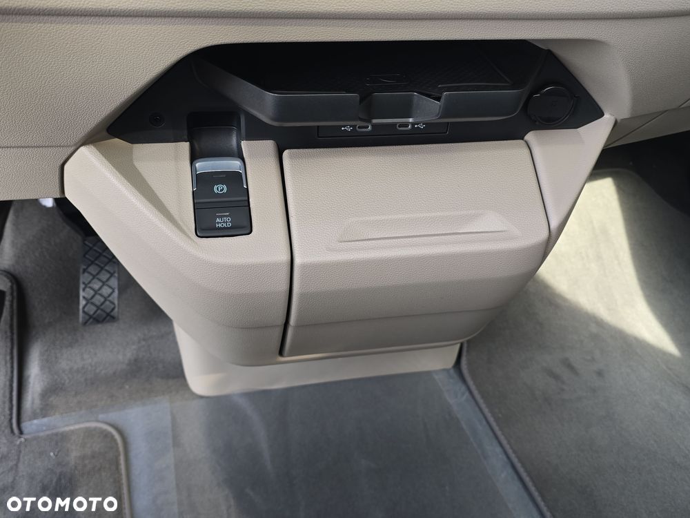 Volkswagen Multivan 2.0 TDI L2 Edition DSG - 21