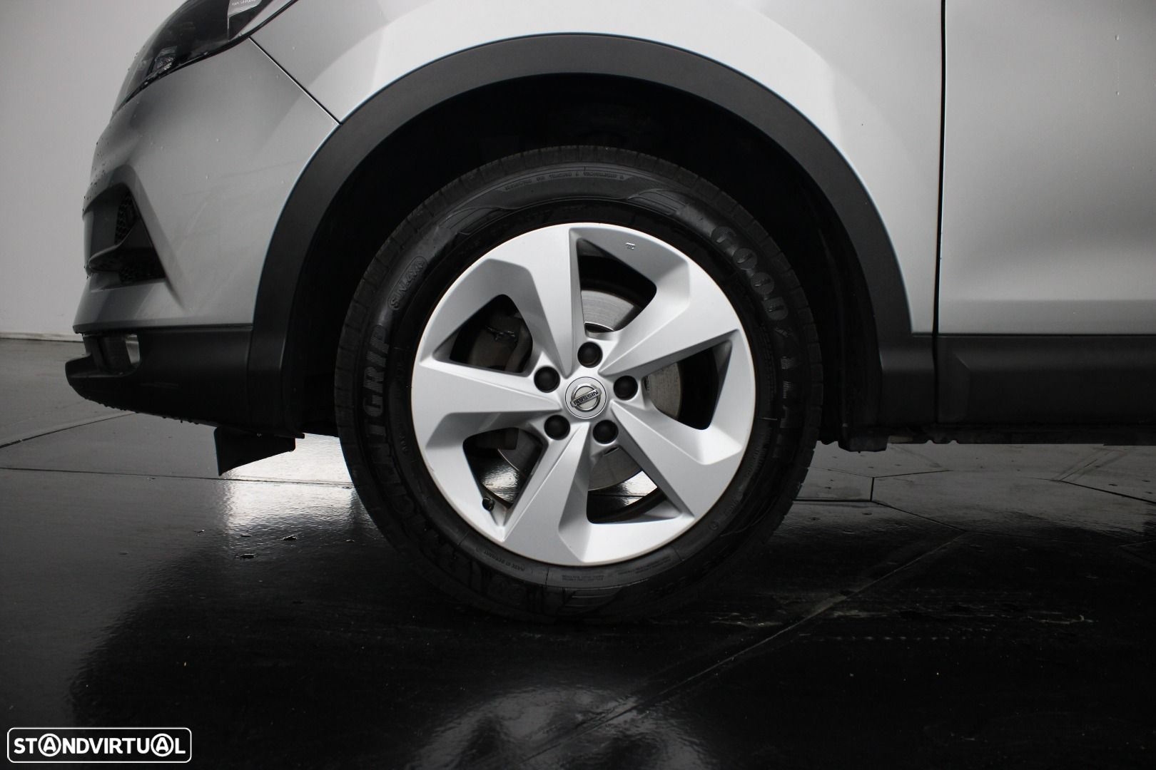 Nissan Qashqai 1.5 dCi N-Connecta - 30