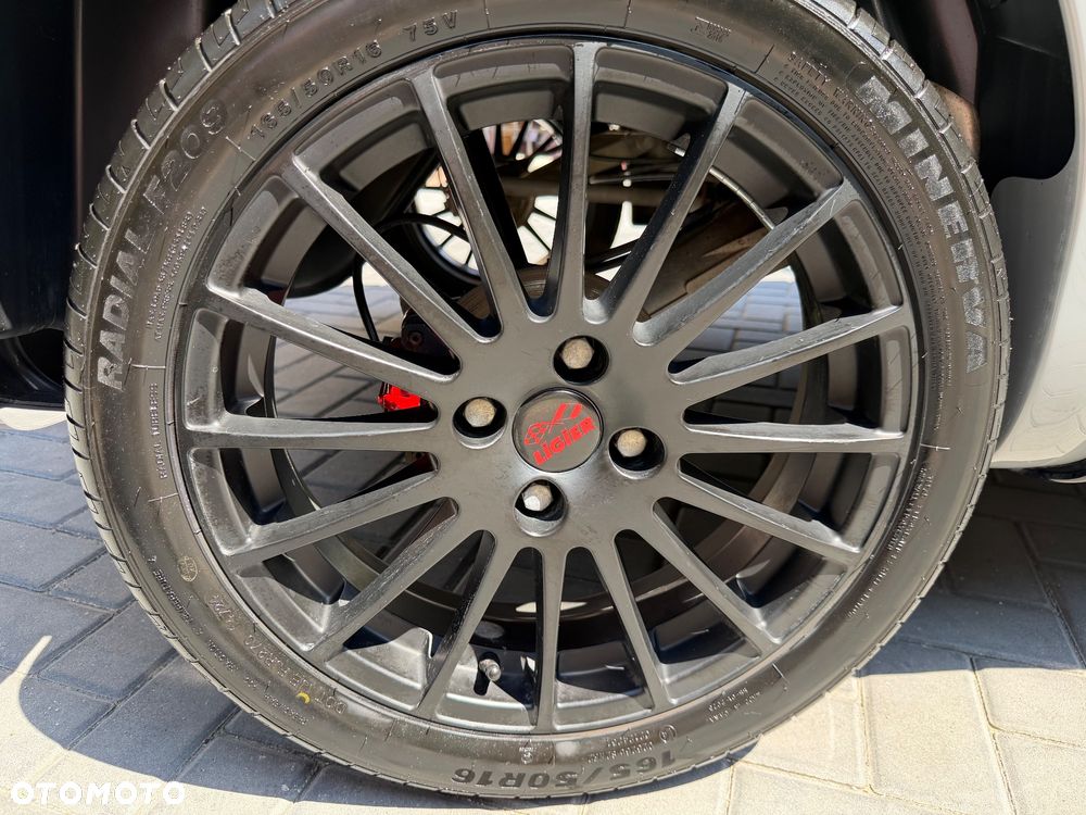 Ligier JS50 - 31