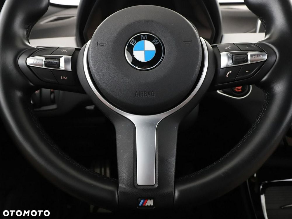BMW X1 sDrive18d M Sport - 22