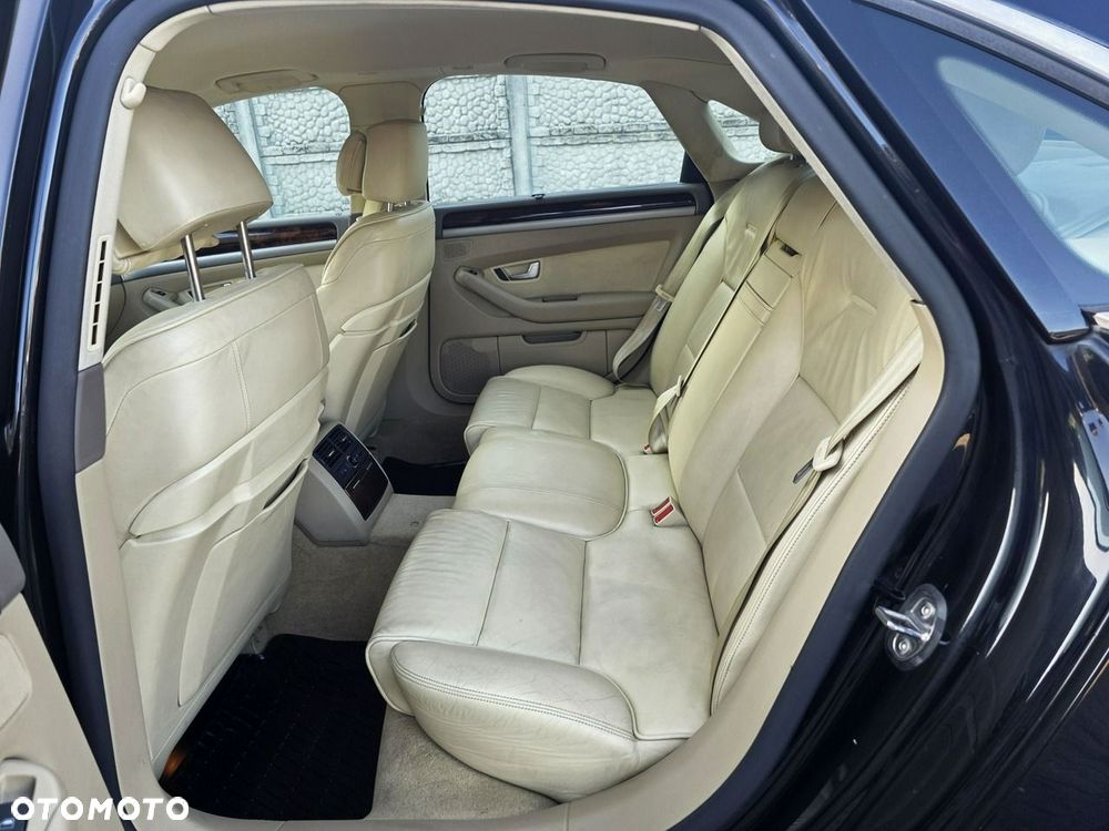 Audi A8 3.2 FSI Quattro Tiptr - 24