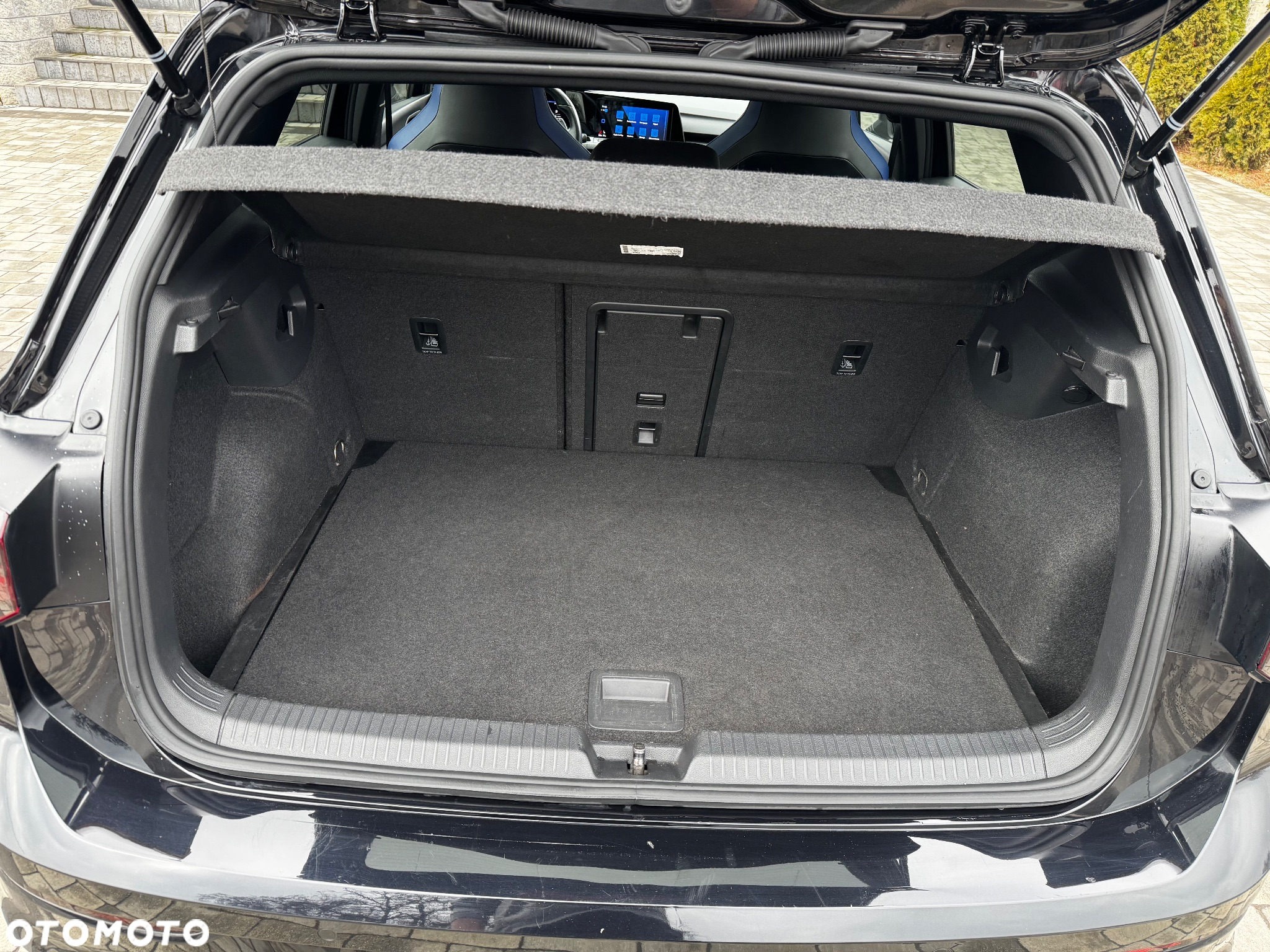 Volkswagen Golf - 23