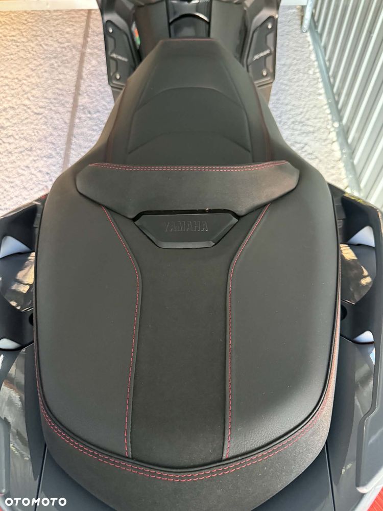 Yamaha X-max - 7