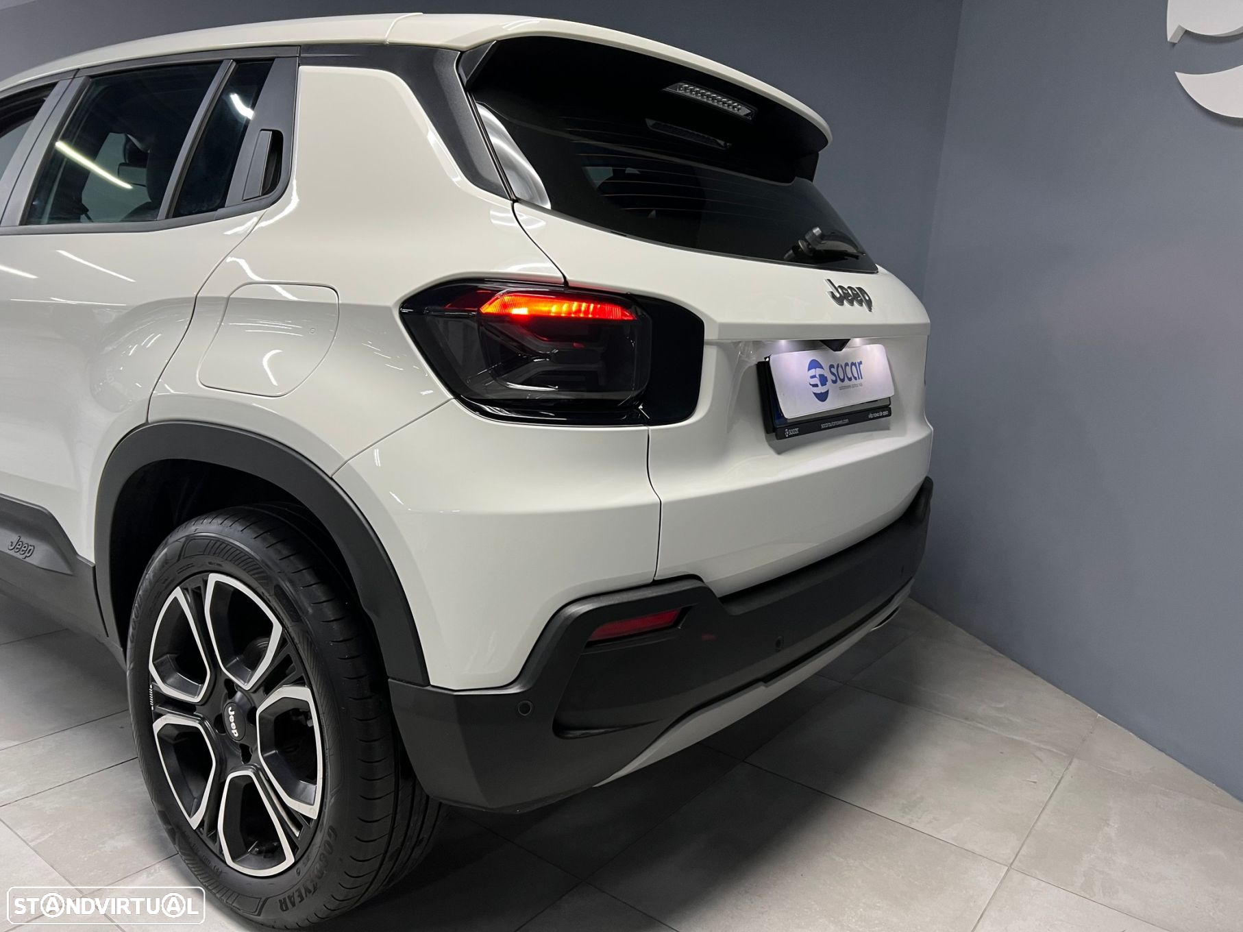 Jeep Avenger 1.2 GSE T3 Altitude - 8