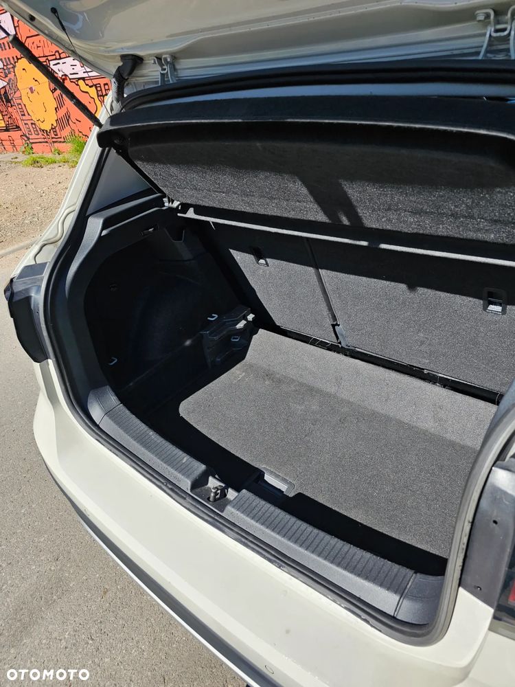 Volkswagen T-Cross 1.0 TSI Life DSG - 26