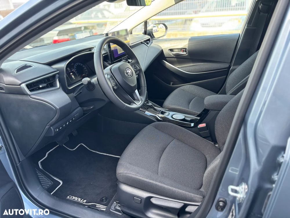 Toyota Corolla - 11