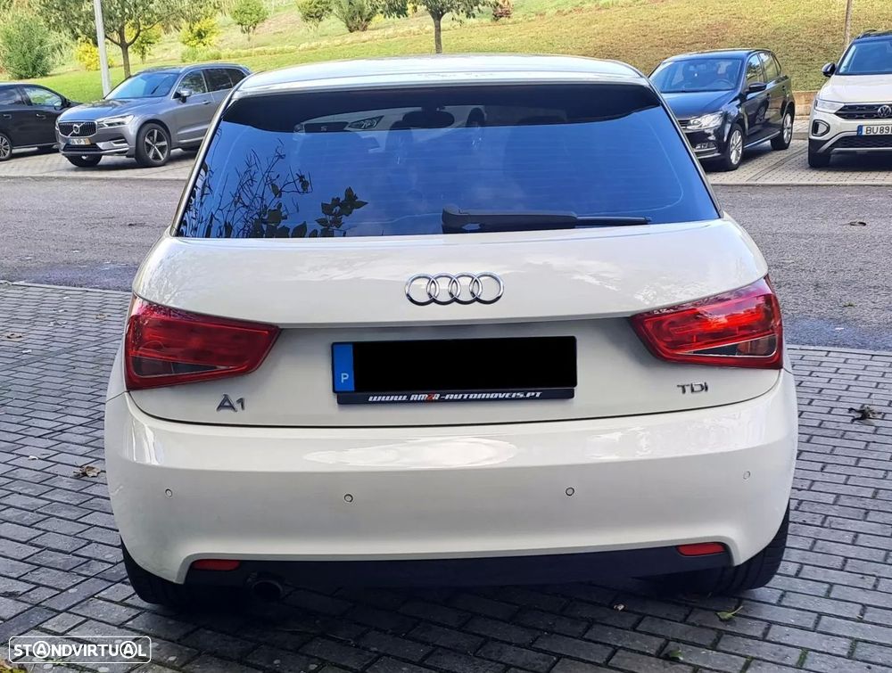Audi A1 1.6 TDI Attraction - 6