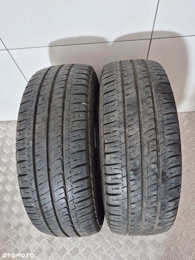 Opony Michelin AGILIS 235/65R16C - 1