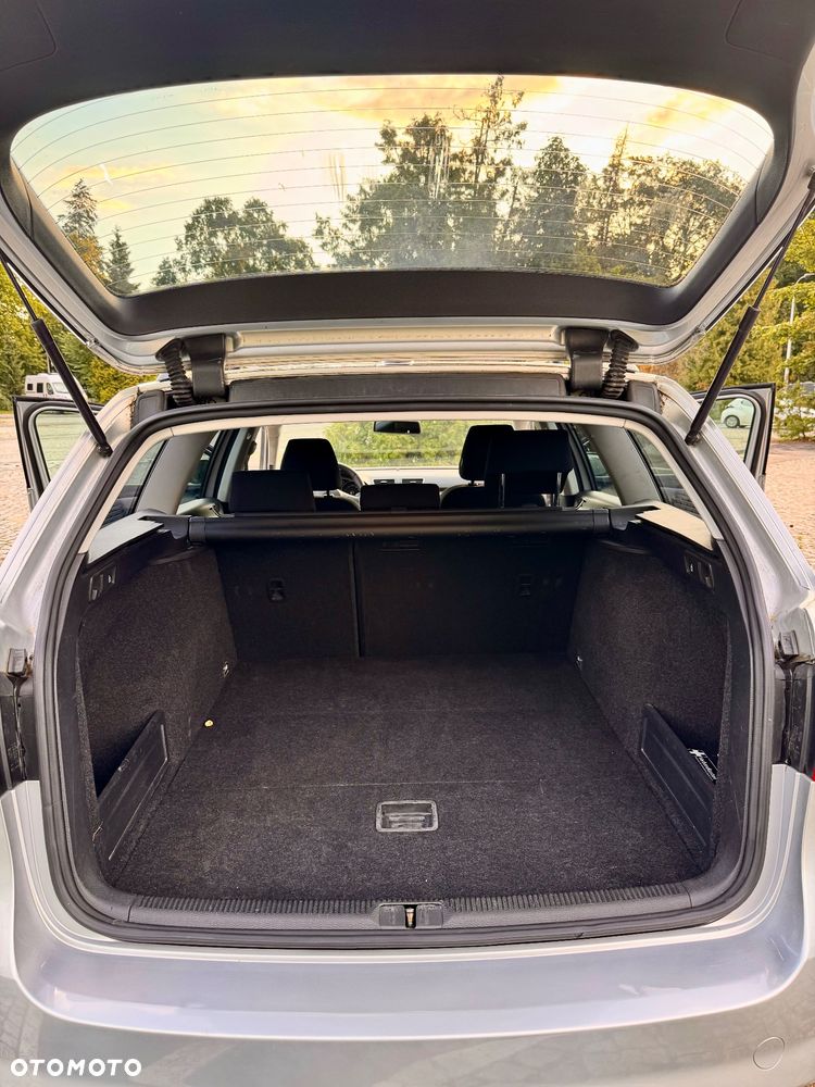 Volkswagen Passat - 9