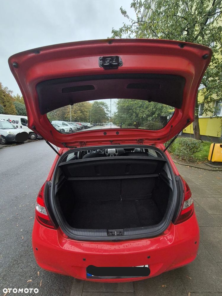 Hyundai I20 2010 photo 5