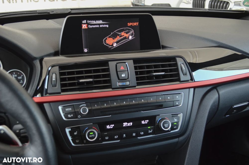 BMW Seria 3 320d Aut. Sport Line - 7