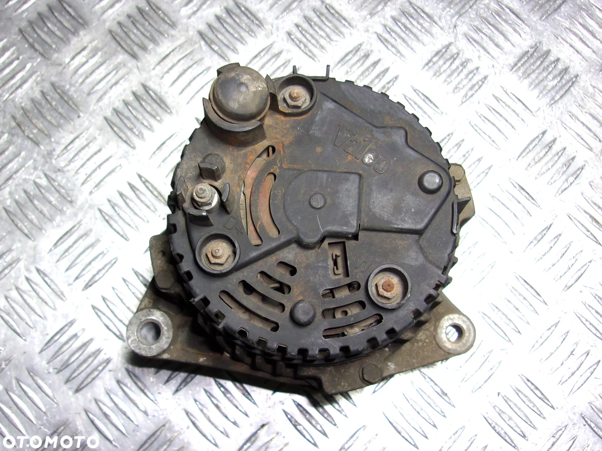 Peugeot Partner Citroen Berlingo alternator 1.1 1.4 - 3