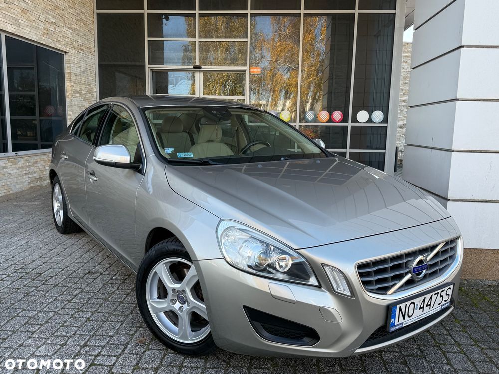 Volvo S60 - 40