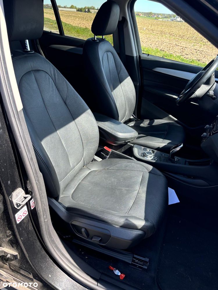 BMW X1 xDrive18d - 12