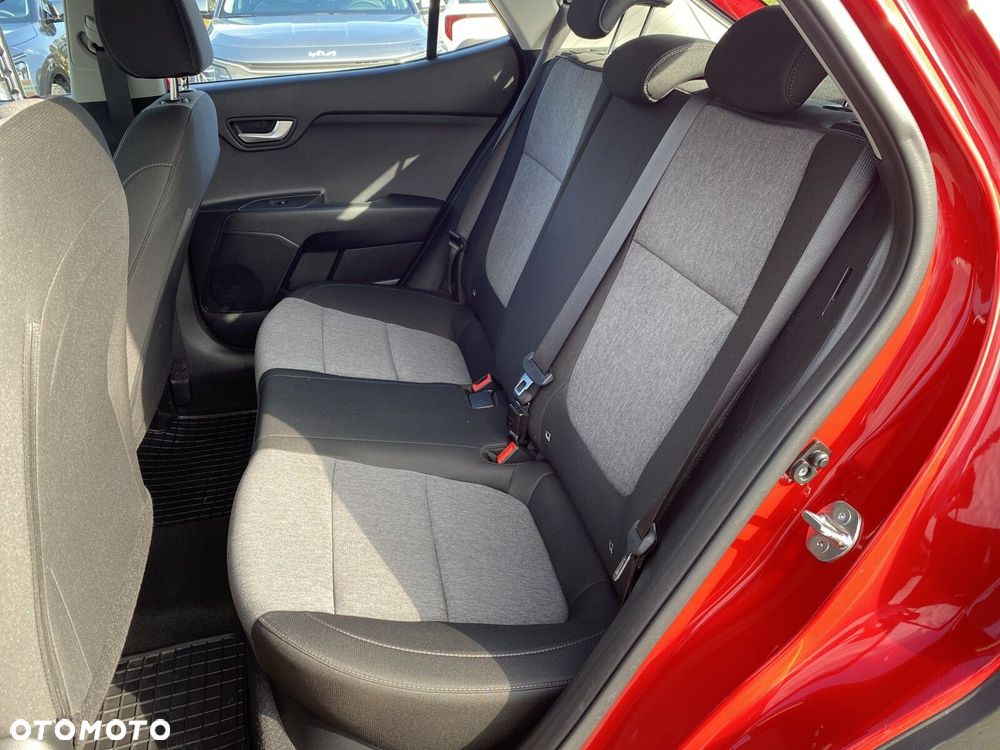 Kia Stonic - 12