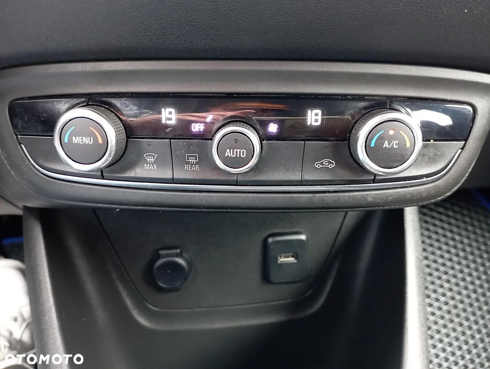 Opel Crossland X 1.2 T GPF Elite S&S - 16
