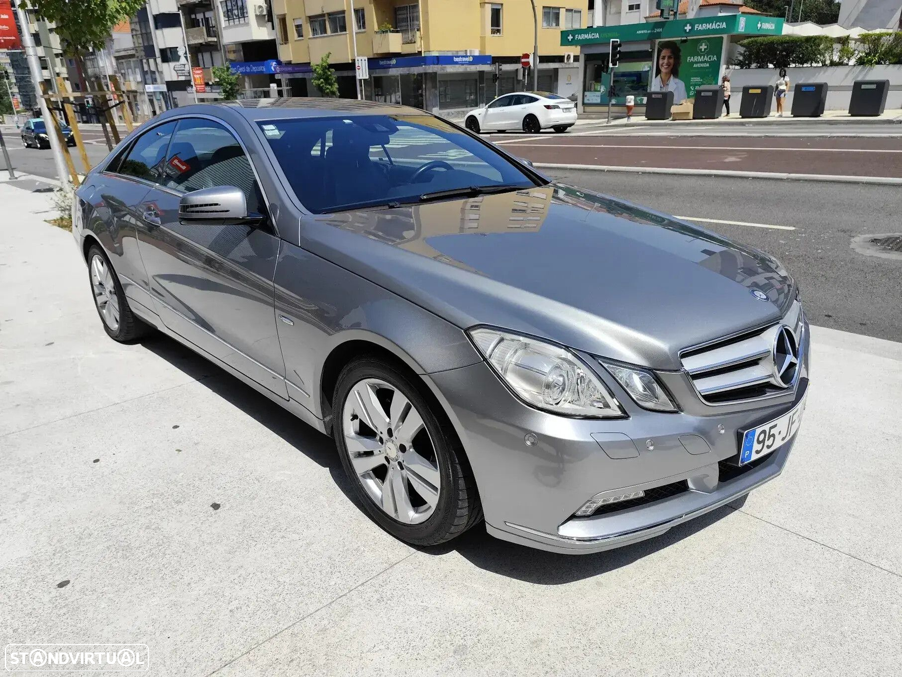 Mercedes-Benz E 350 CDi Avantgarde BlueEfficiency Auto - 13