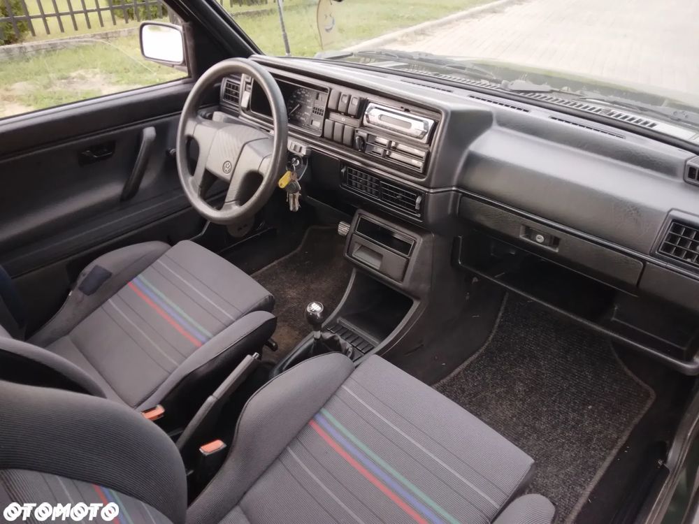 Volkswagen Golf 1.8 GT Special - 9