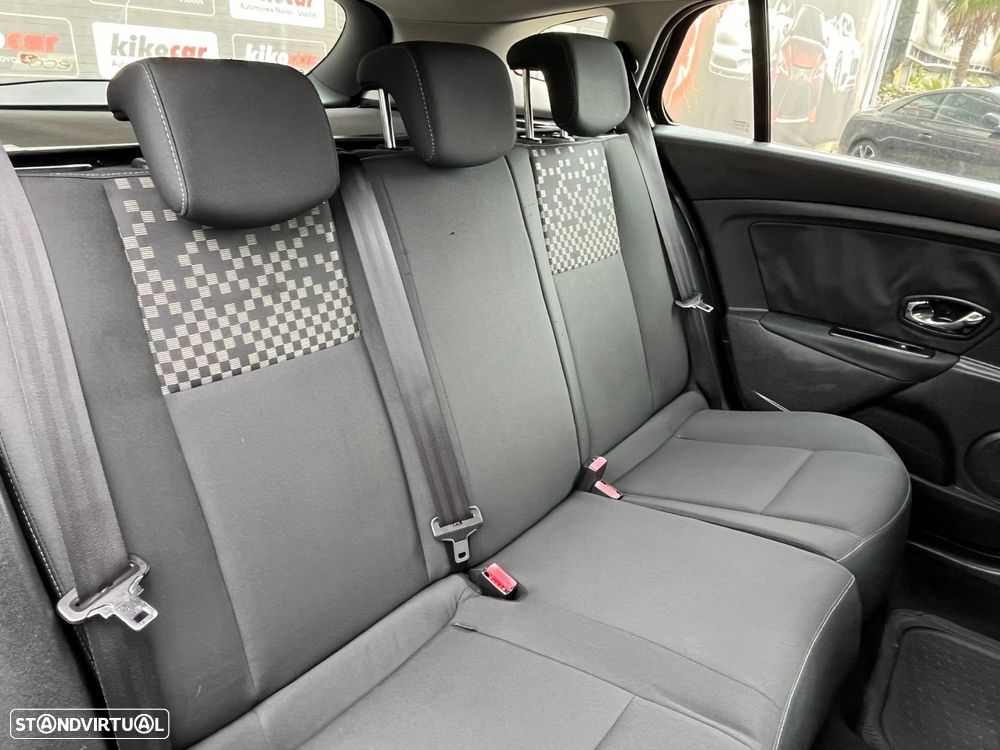 Renault Mégane Sport Tourer 1.5 dCi Dynamique - 43