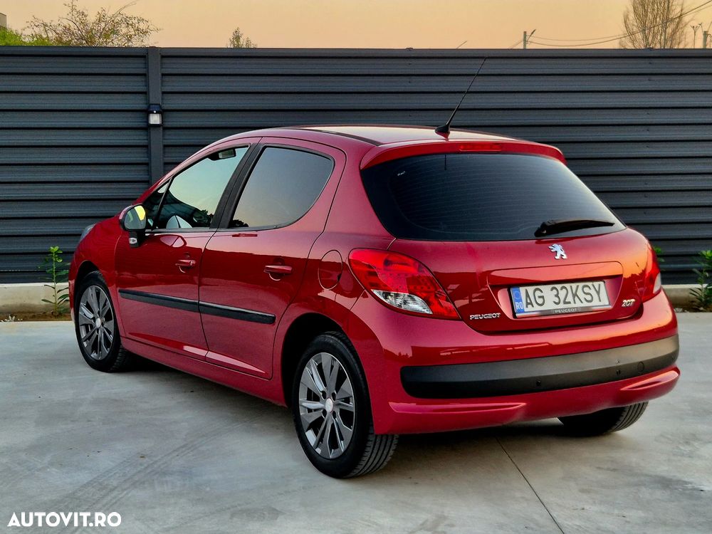 Peugeot 207 1.4HDI Premium - 6