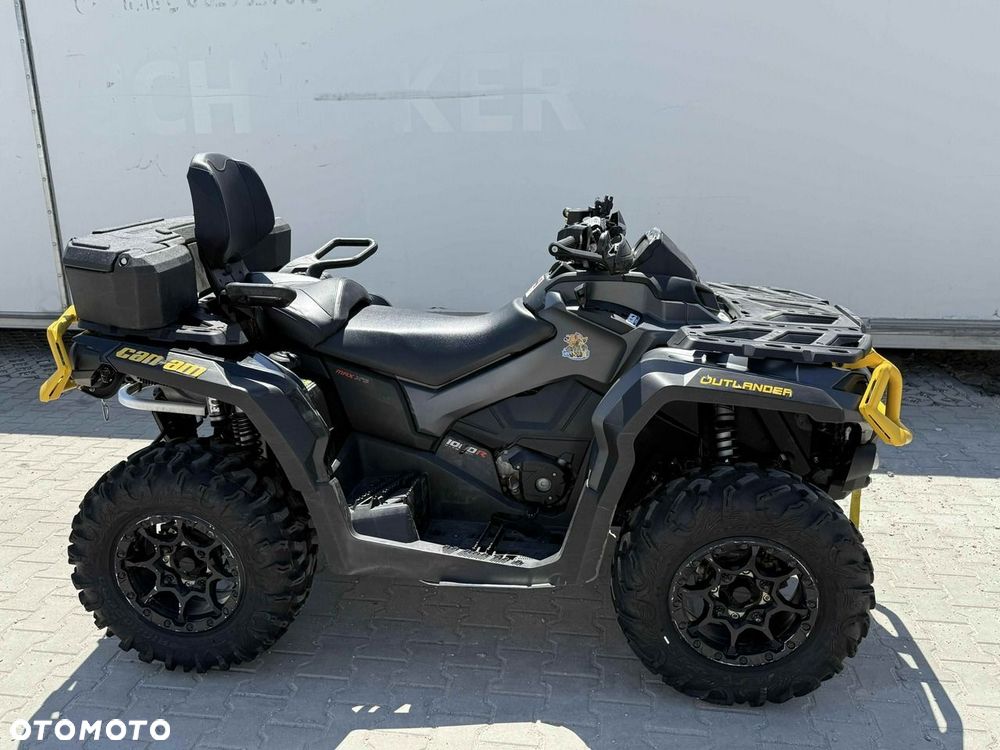Can-Am Outlander Max - 2