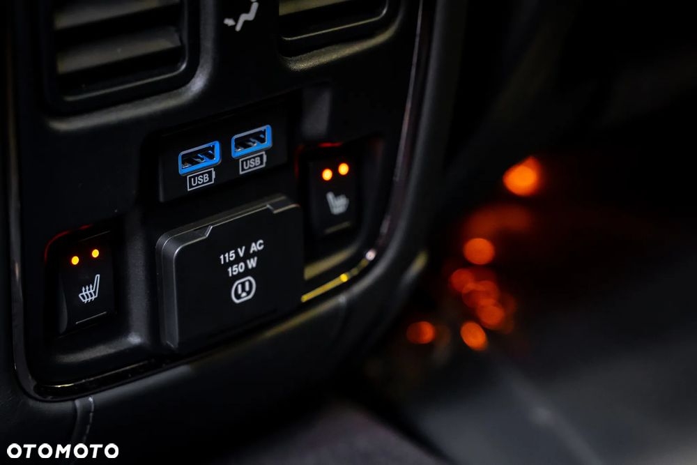 Jeep Grand Cherokee - 37