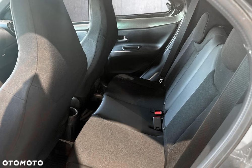 Toyota Aygo X 1.0 VVT-i Style CVT - 20