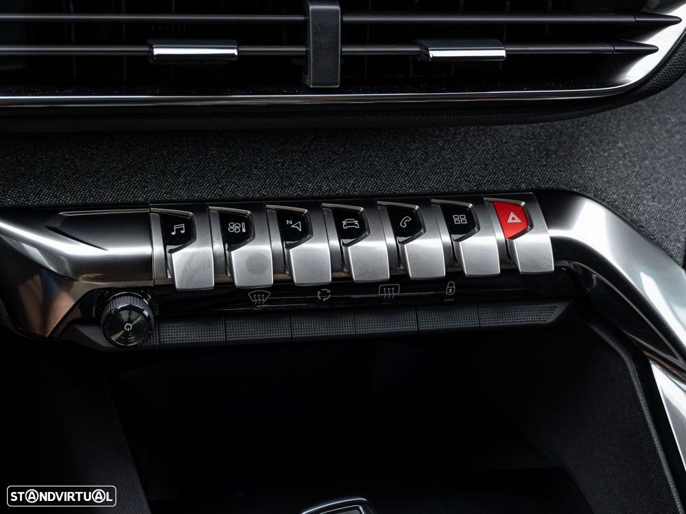 Peugeot 3008 1.5 BlueHDi GT Line EAT8 - 19