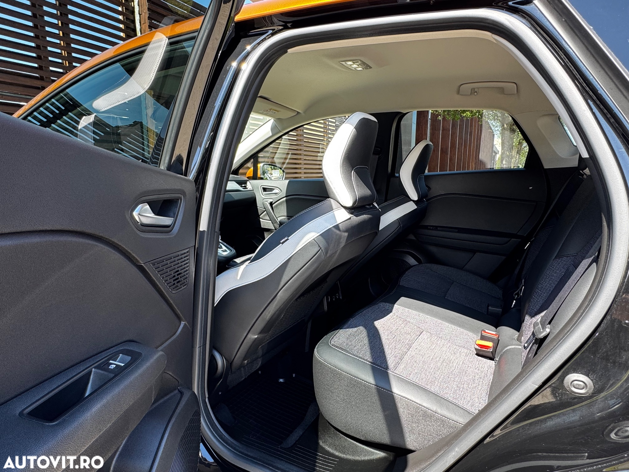Renault Captur - 17