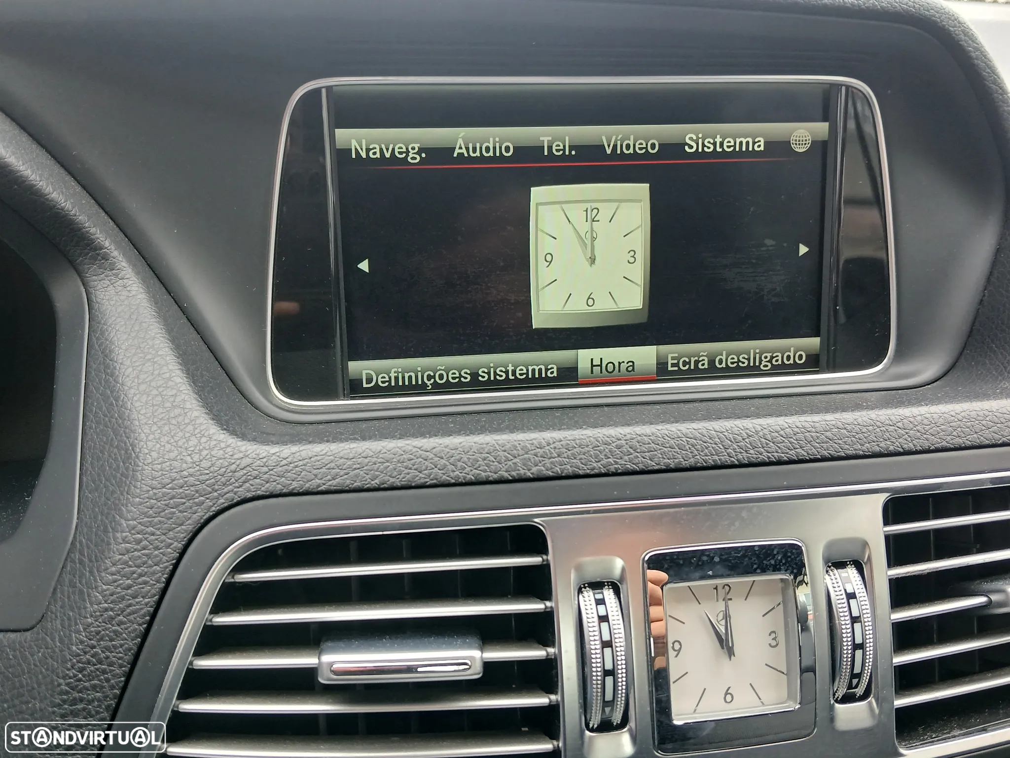 Mercedes-Benz E 220 CDi BlueEfficiency Auto - 34