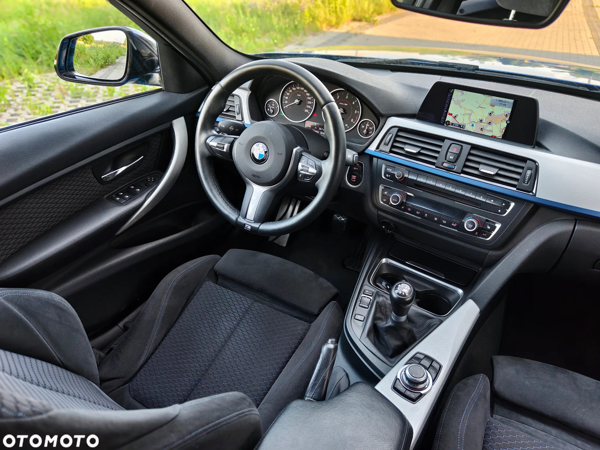 BMW Seria 3 318d Touring Blue Performance - 13